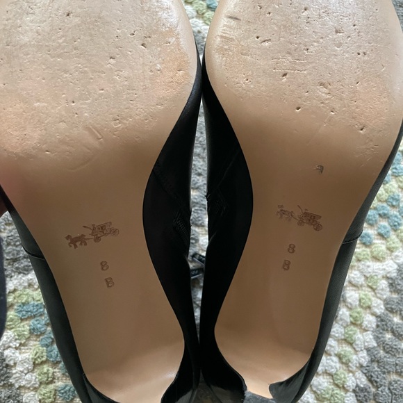 Coach woman’s ankle boots size 8 - Picture 6 of 6